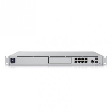 Router Ubiquiti Gateway 2xWAN 9xLAN 8xPoE con procesador 1.7GHz